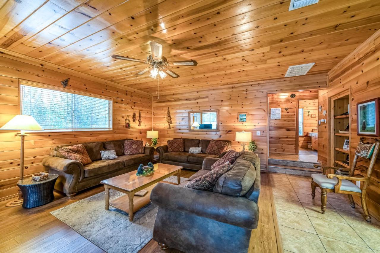 Black Bear Cabin بحيرة باس المظهر الخارجي الصورة