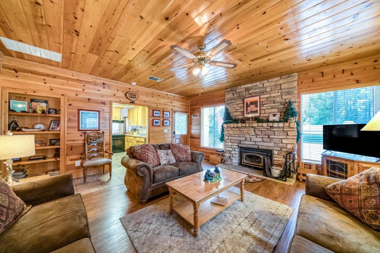 Black Bear Cabin بحيرة باس المظهر الخارجي الصورة