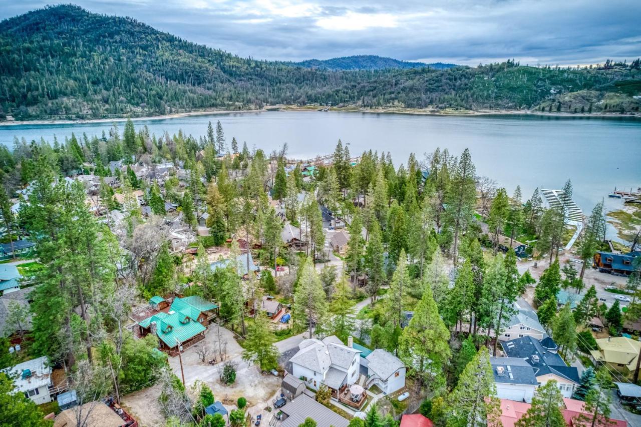 Black Bear Cabin بحيرة باس المظهر الخارجي الصورة
